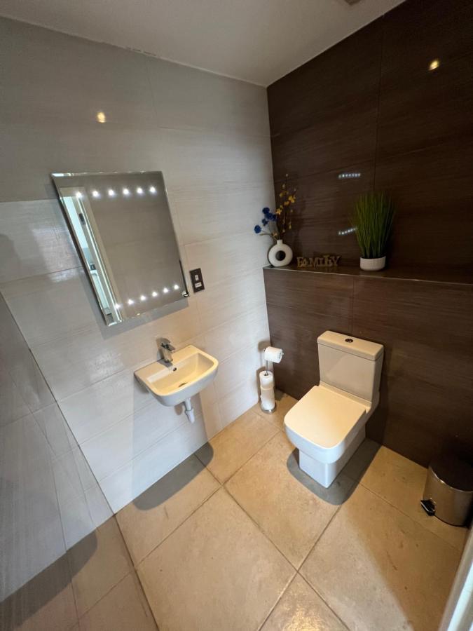 3Bed Flat 3Wc And Great Location Near Excel City Airport O2 And Canning Town Station Villa London Kültér fotó
