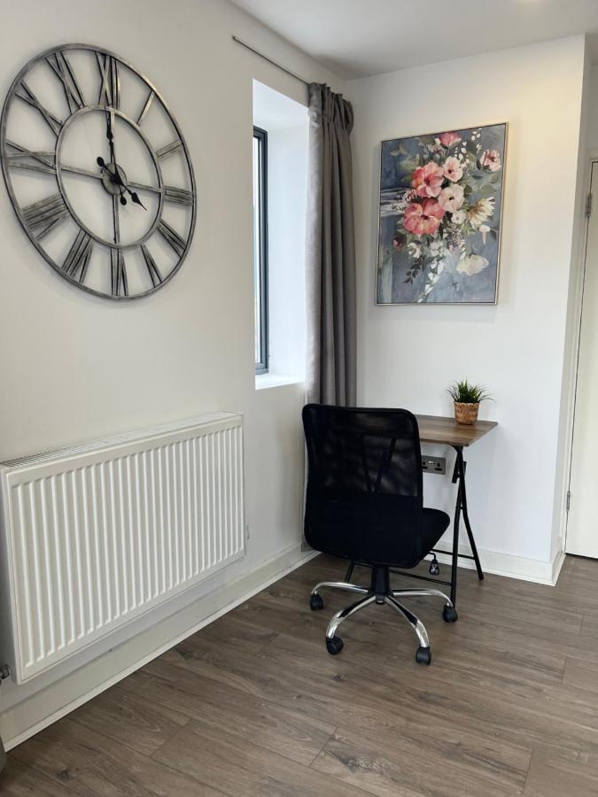 3Bed Flat 3Wc And Great Location Near Excel City Airport O2 And Canning Town Station Villa London Kültér fotó