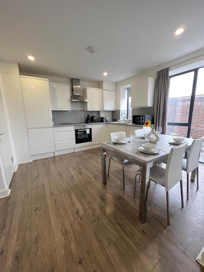 3Bed Flat 3Wc And Great Location Near Excel City Airport O2 And Canning Town Station Villa London Kültér fotó