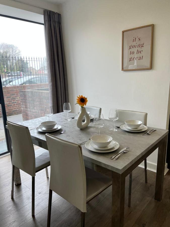 3Bed Flat 3Wc And Great Location Near Excel City Airport O2 And Canning Town Station Villa London Kültér fotó
