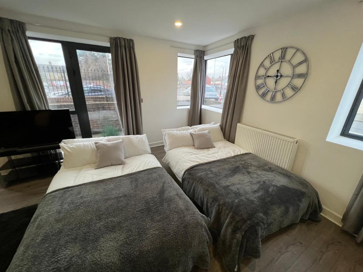 3Bed Flat 3Wc And Great Location Near Excel City Airport O2 And Canning Town Station Villa London Kültér fotó